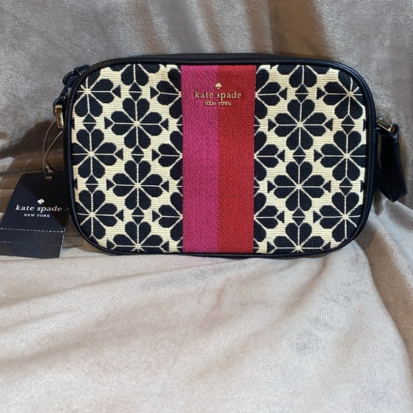 🆕 Kate Spade Flower Jacquard
Stripe Medium Camera Bag ♠️ - Picture 2 of 8